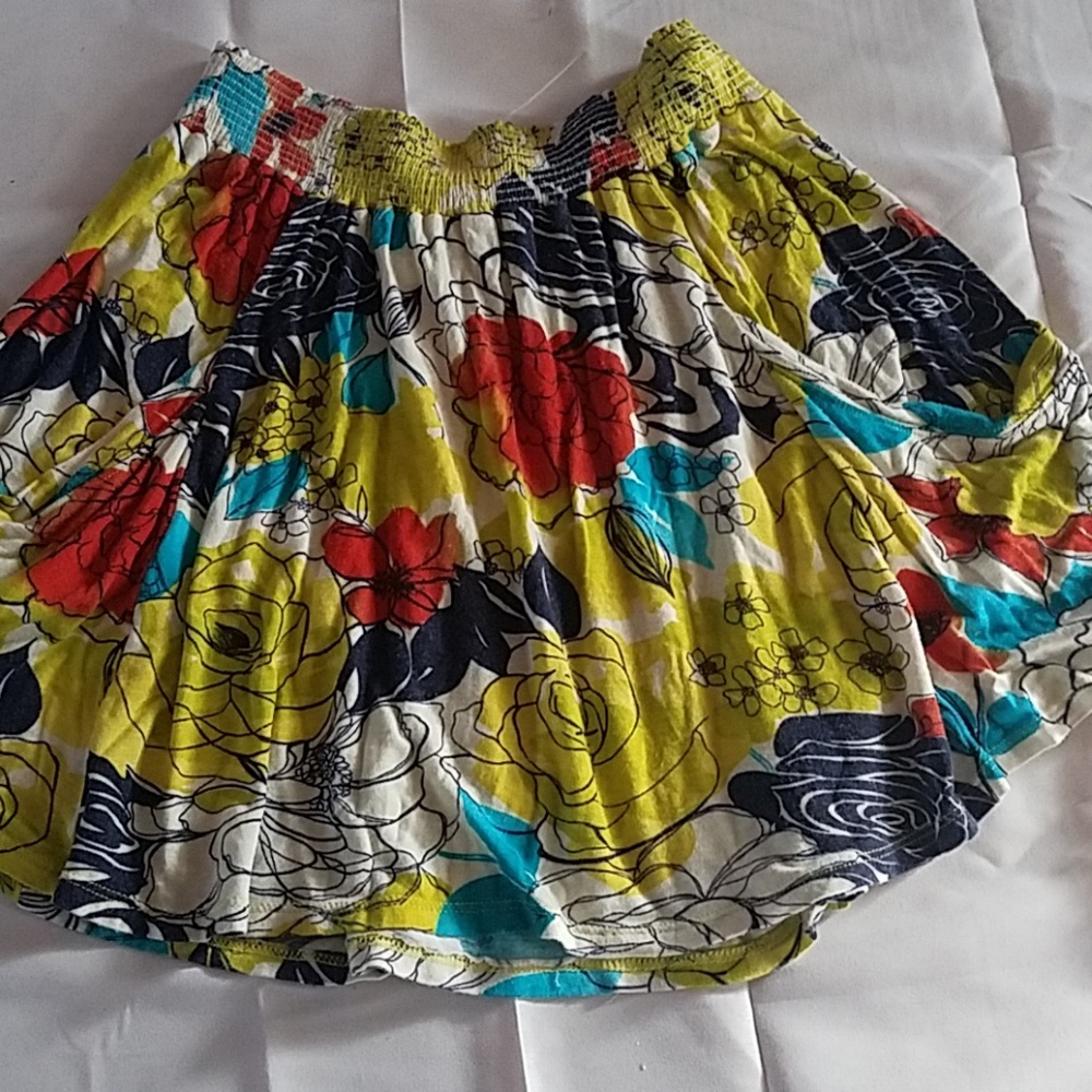 Best skirt ever🏅 Chartreuse & Navy